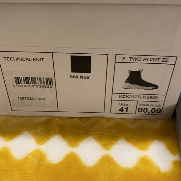 Dior runners cute just too big for me… barely worn - Picture 4 of 4